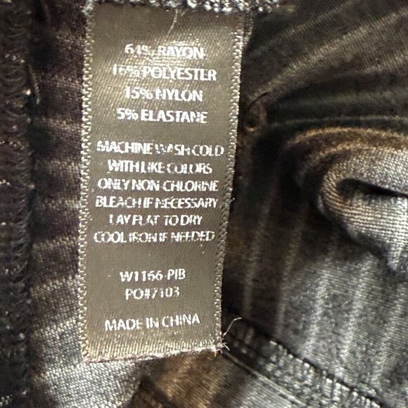 Betabrand Womens Black White Pinstripe Dress Yoga Pants Medium Rayon Blend - Picture 3 of 6